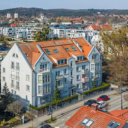 Apartment Z Parkingiem By Oneapartments