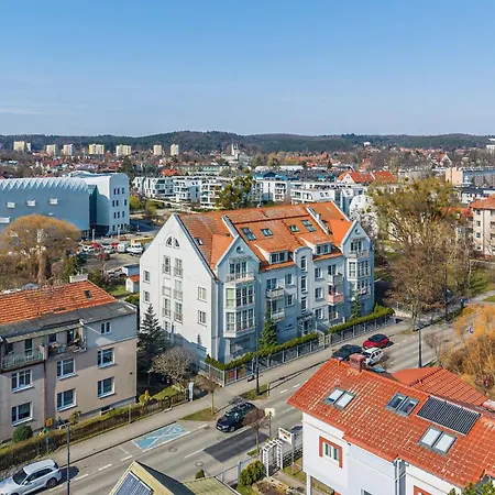 Apartment Z Parkingiem By Oneapartments